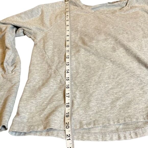 Athleta Idyllwild Long sleeve Crewneck Sweatshirt Grey #138220 Size Medium - Picture 7 of 8